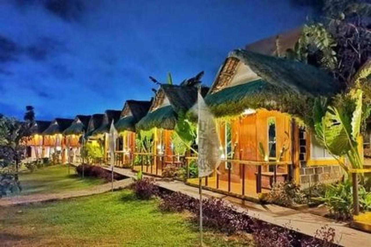 Your Brothers House Tribal Village Legazpi Bagian luar foto